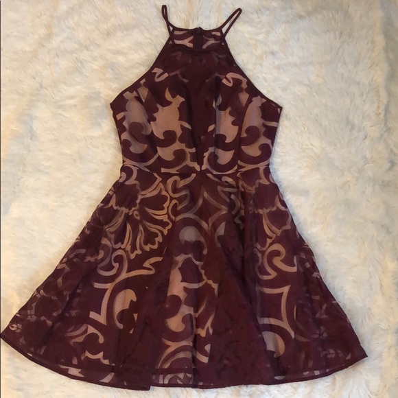 SOLD! Keepsake NWT Romantic Rebel Burnout Lace Dress 💕 - Picture 3 of 8